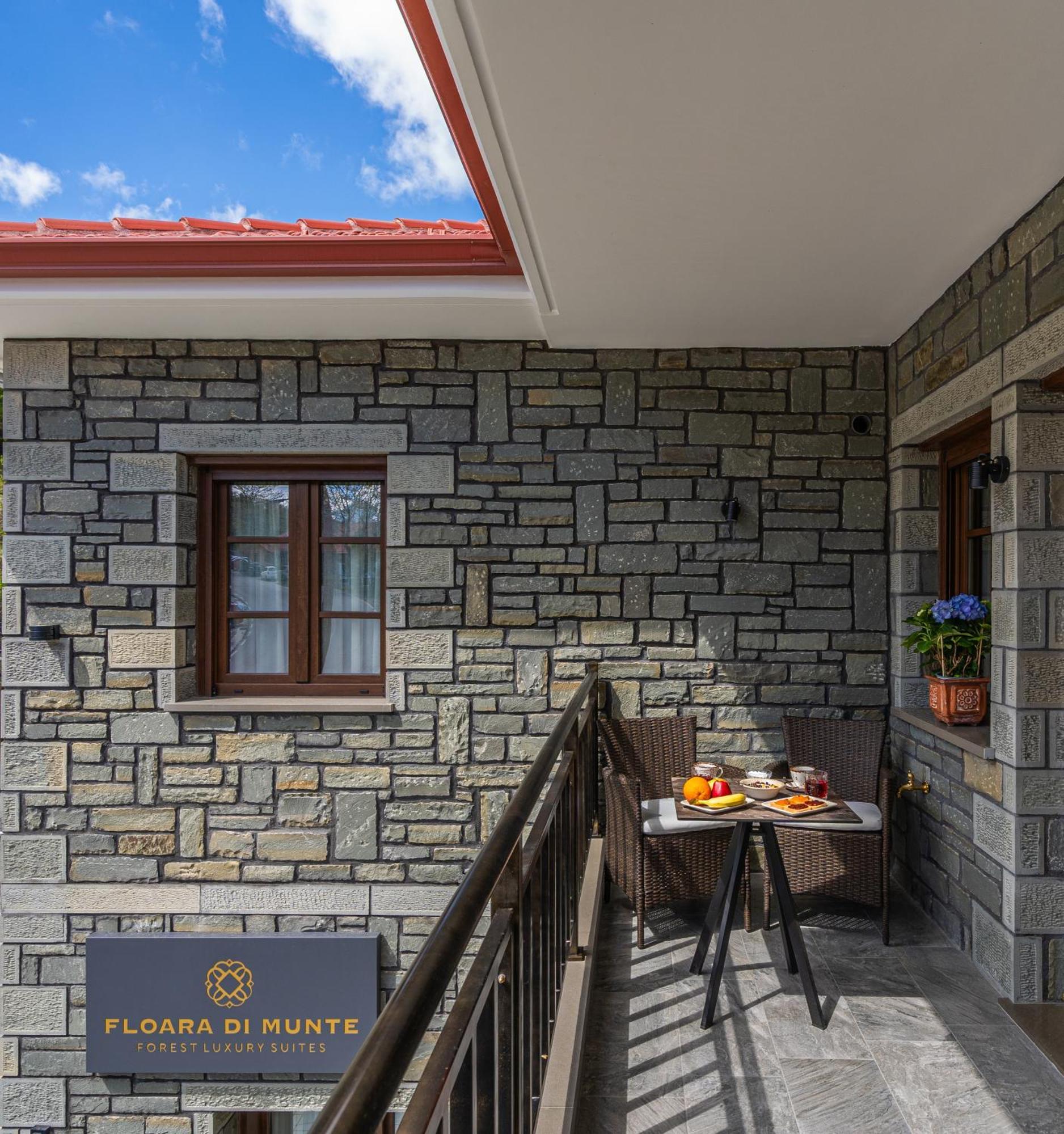 Floara Di Munte Forest Luxury Suites Maçova Dış mekan fotoğraf